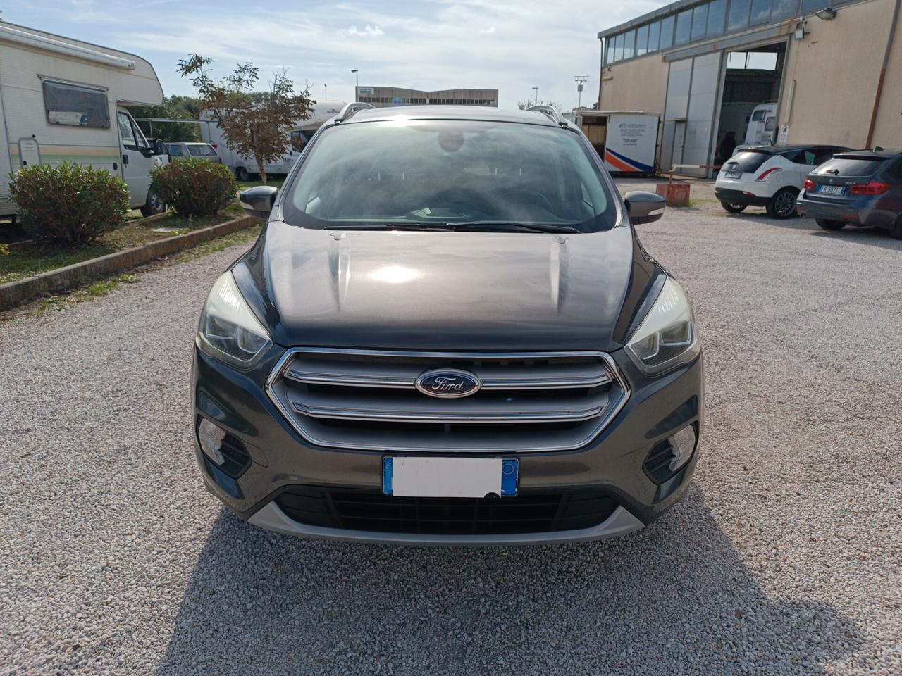 Ford Kuga 2.0 TDCI 150 CV S&S 2WD Titanium