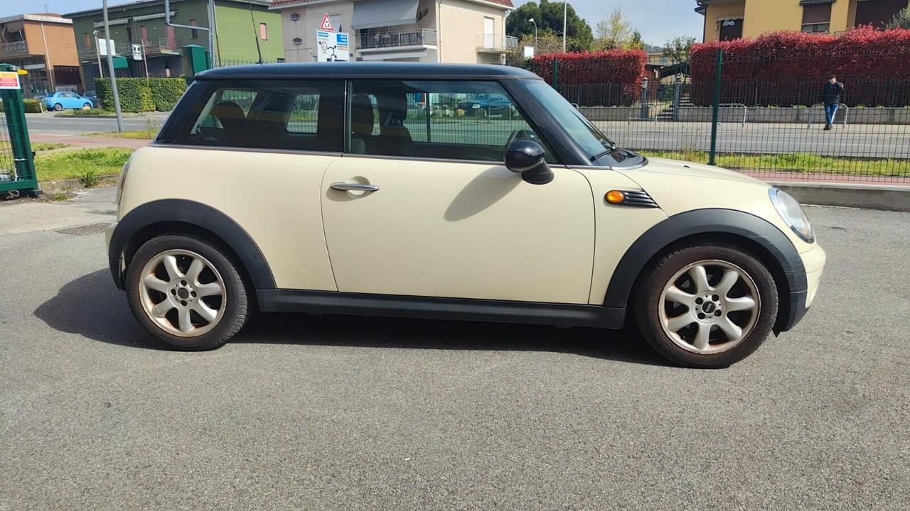 Mini 1.6 16V Cooper