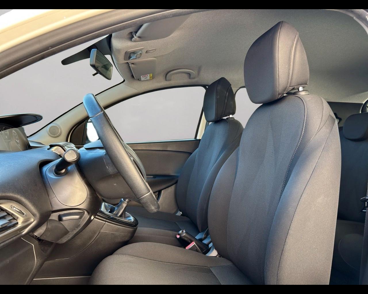 LANCIA Ypsilon III 2015 - Ypsilon 0.9 t.air Silver ecochic metano 70cv