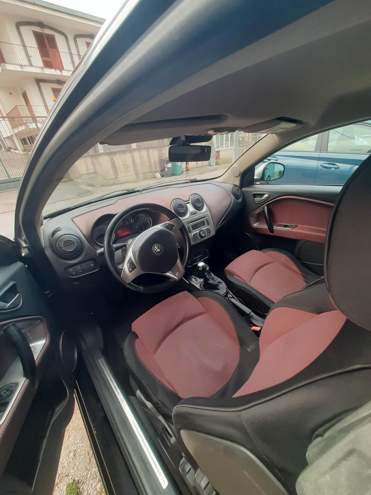 Alfa Romeo MiTo 1.4 T 155 CV Distinctive