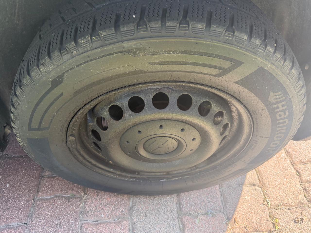 Volkswagen Transporter 2.5 TDI anno 2006 9 posti