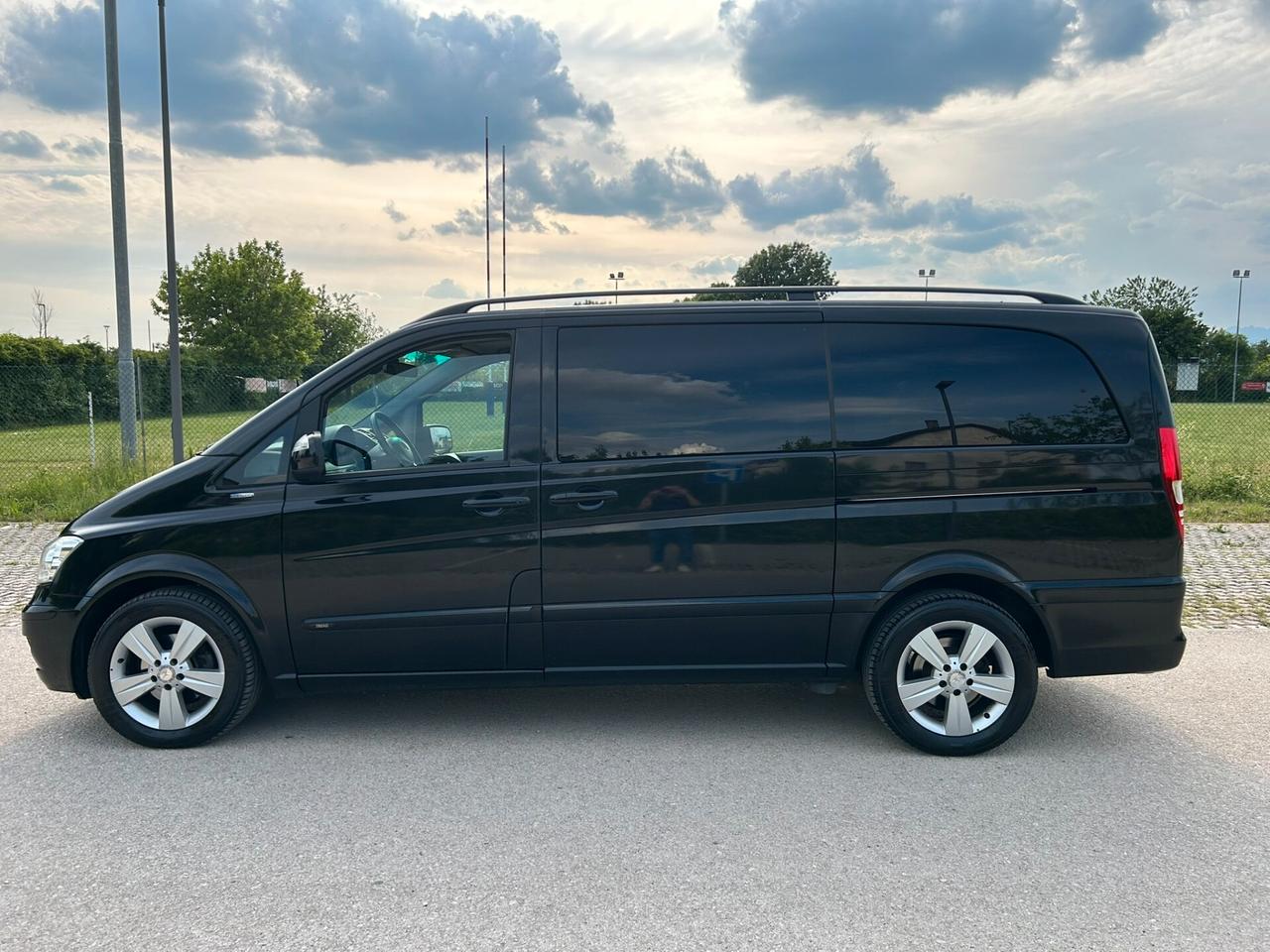 MERCEDES BENZ VIANO 3.0 CDI V6 224CV - PER EXPORT