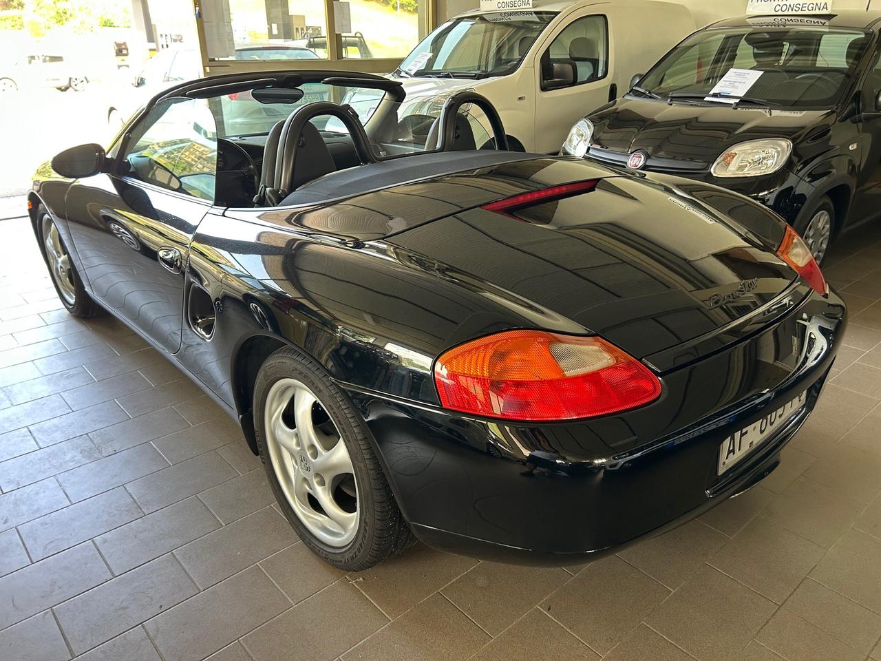 Porsche Boxster 2.5i 24V cat