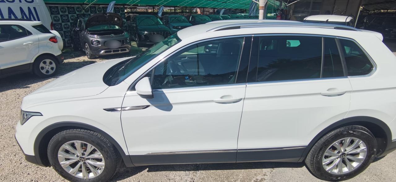 Volkswagen Tiguan 2.0 TDI 150 CV R-Line 2021 USATO