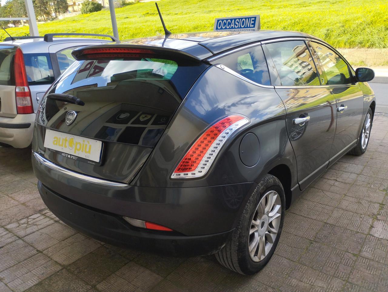 Lancia Delta 1.6 MJT DPF Argento