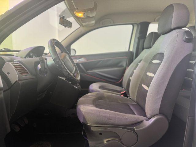 LANCIA Ypsilon 1.3 MJT 90 CV Blue&Me