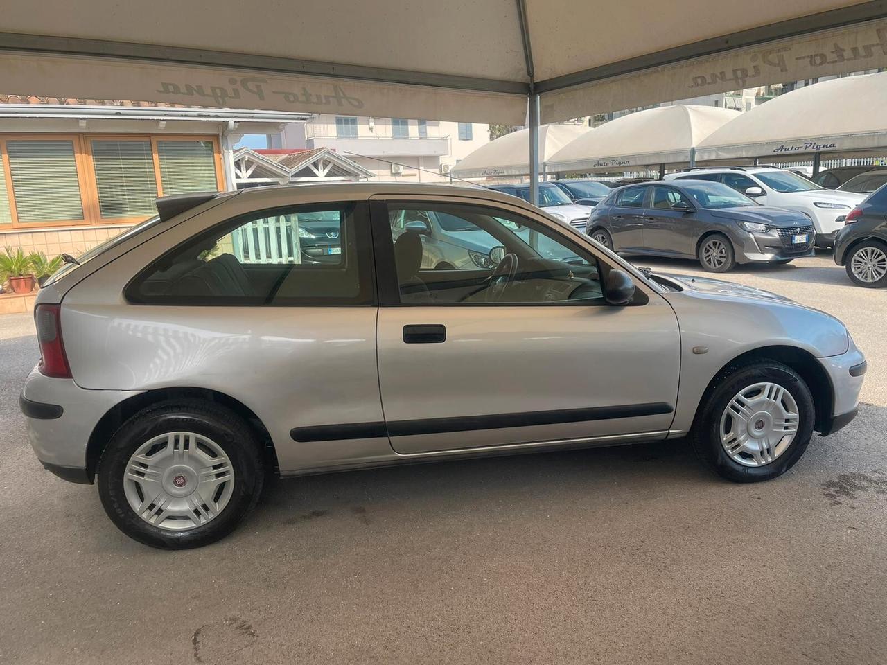 Rover 25 1.1i 3 porte