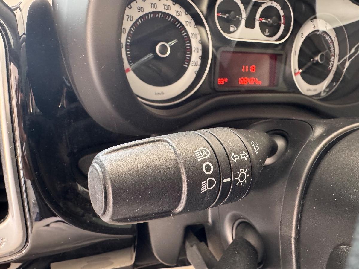 FIAT 500 L 1.3 Multijet 95 CV Trekking TETTO/ NAVIGATORE