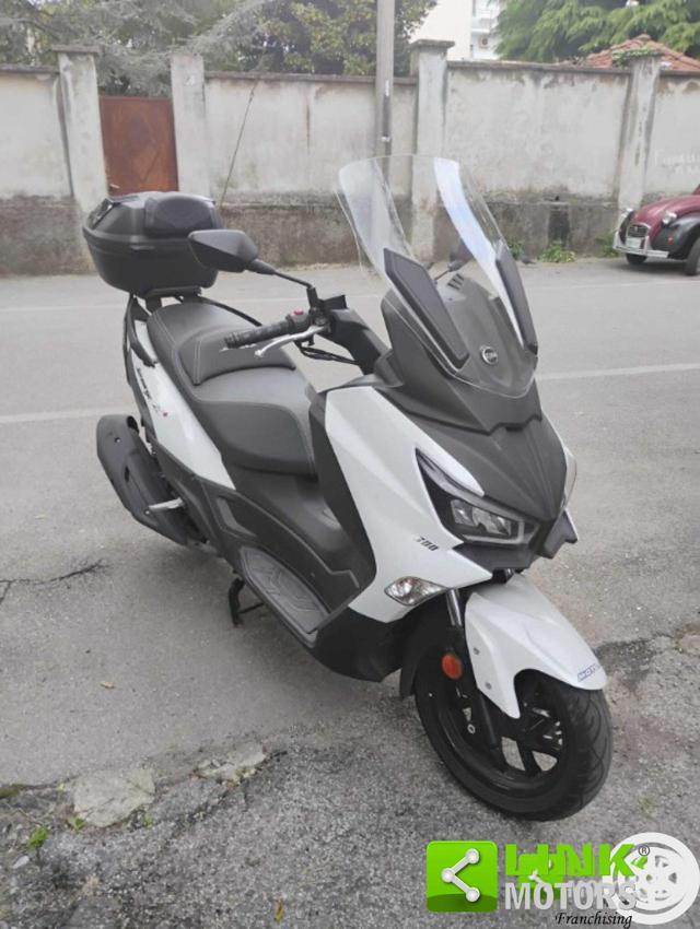 SYM Joymax 300 z+