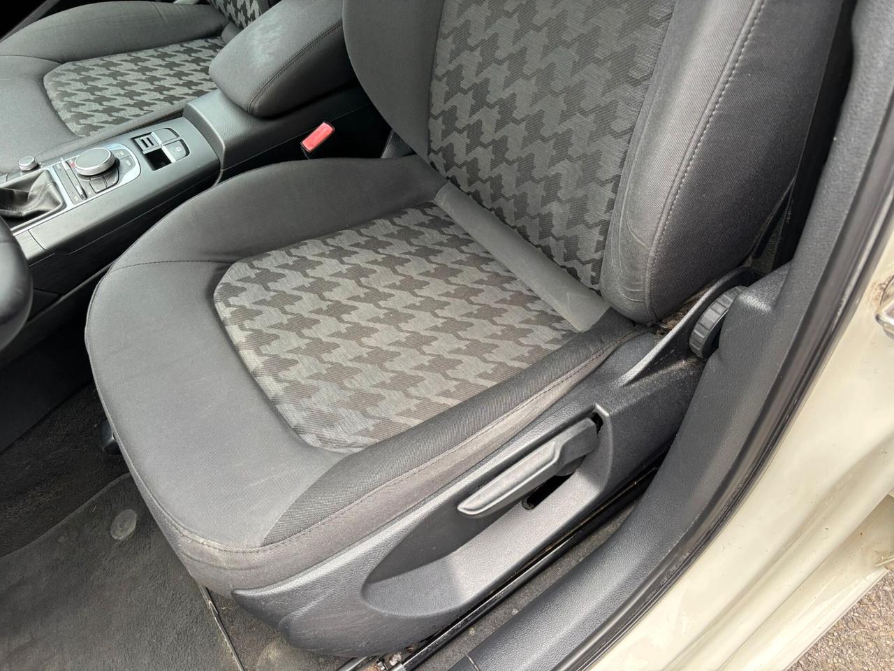 Audi A3 1.6 TDI diesel Ambition OK Neopatentati