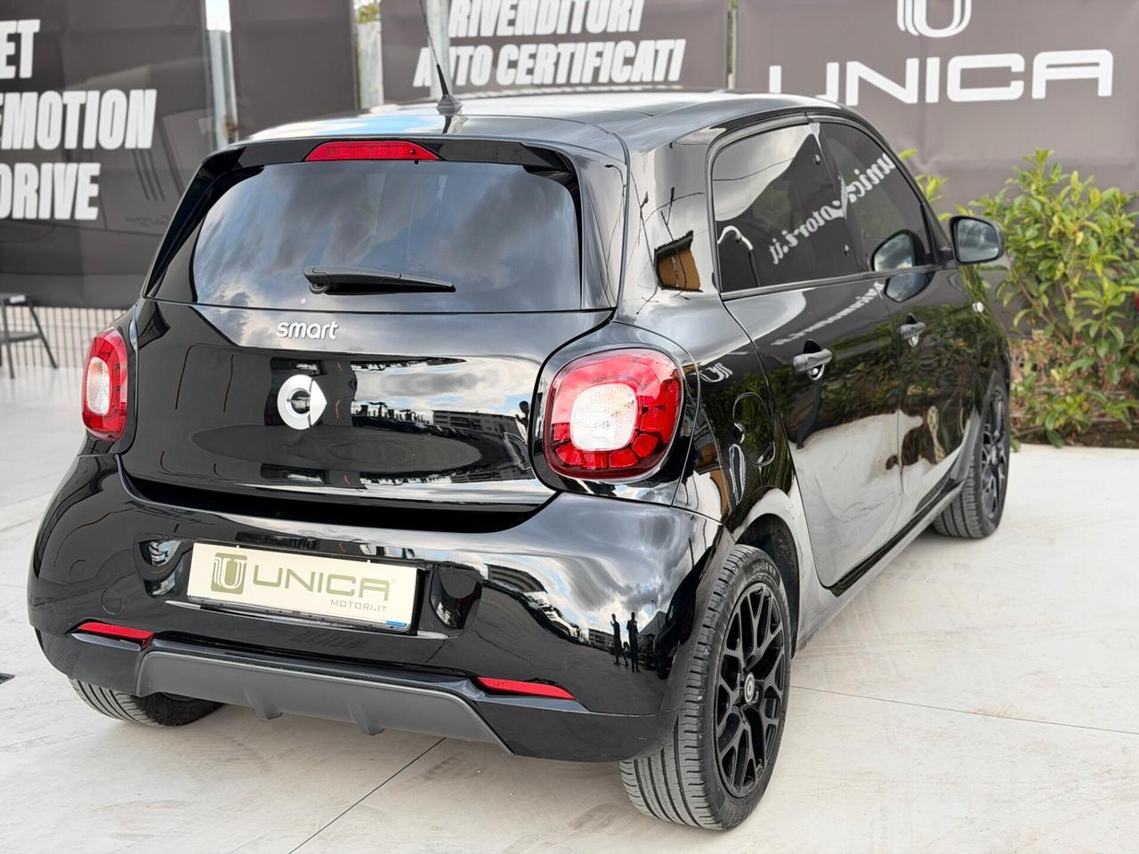 Smart ForFour 90 CV 0.9 Turbo Passion TWINAMIC ITALIANA MY19
