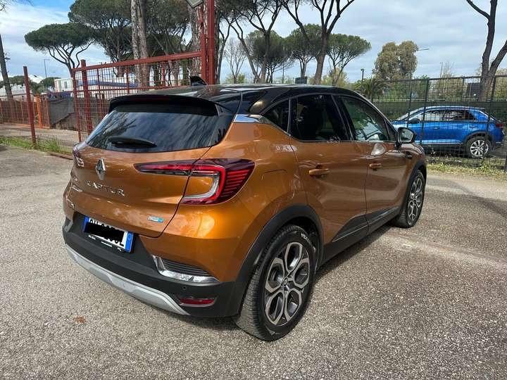 Renault Captur Plug-in Hybrid E-Tech 160 CV RS Line