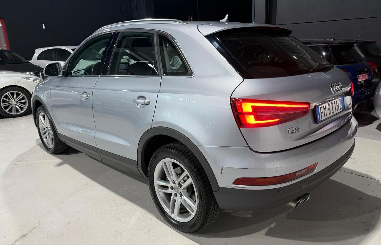 Audi Q3 4x4+Automatico+Navigatore+Led