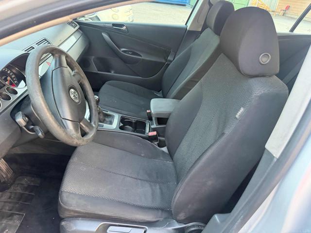 VOLKSWAGEN Passat 1.9 TDI/105CV DPF BlueMotion senza lavoro da fare