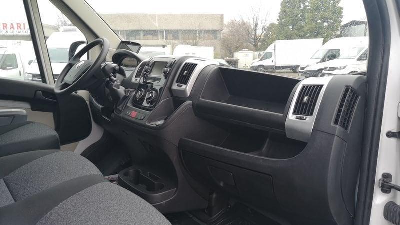 FIAT Ducato 33 2.3 MJT 140CV PM-TM 7 Posti Semi Vetrato Gancio traino