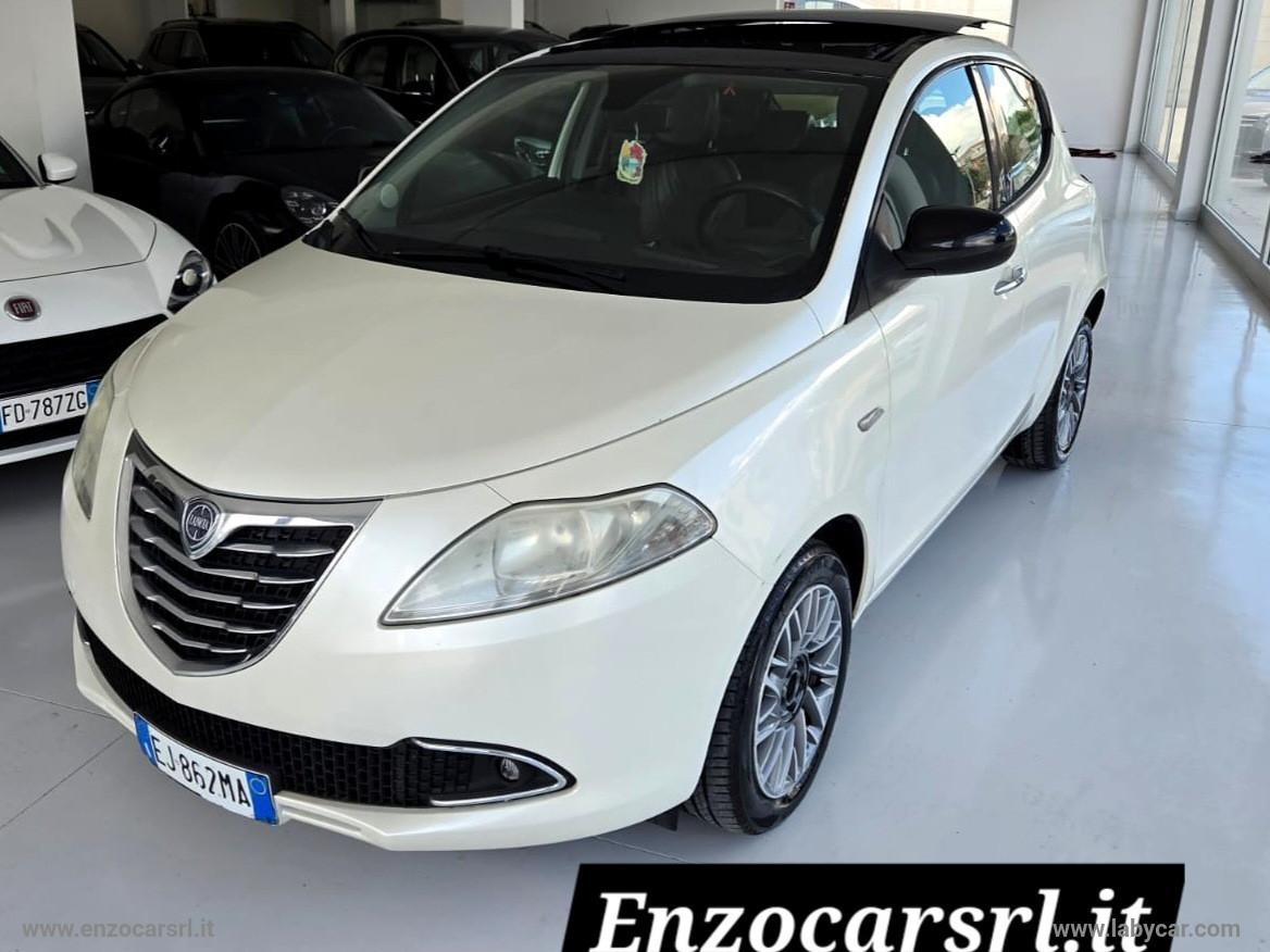 LANCIA Ypsilon 1.3 MJT 95 CV 5p. S&S Platinum TETTO APRIBILE