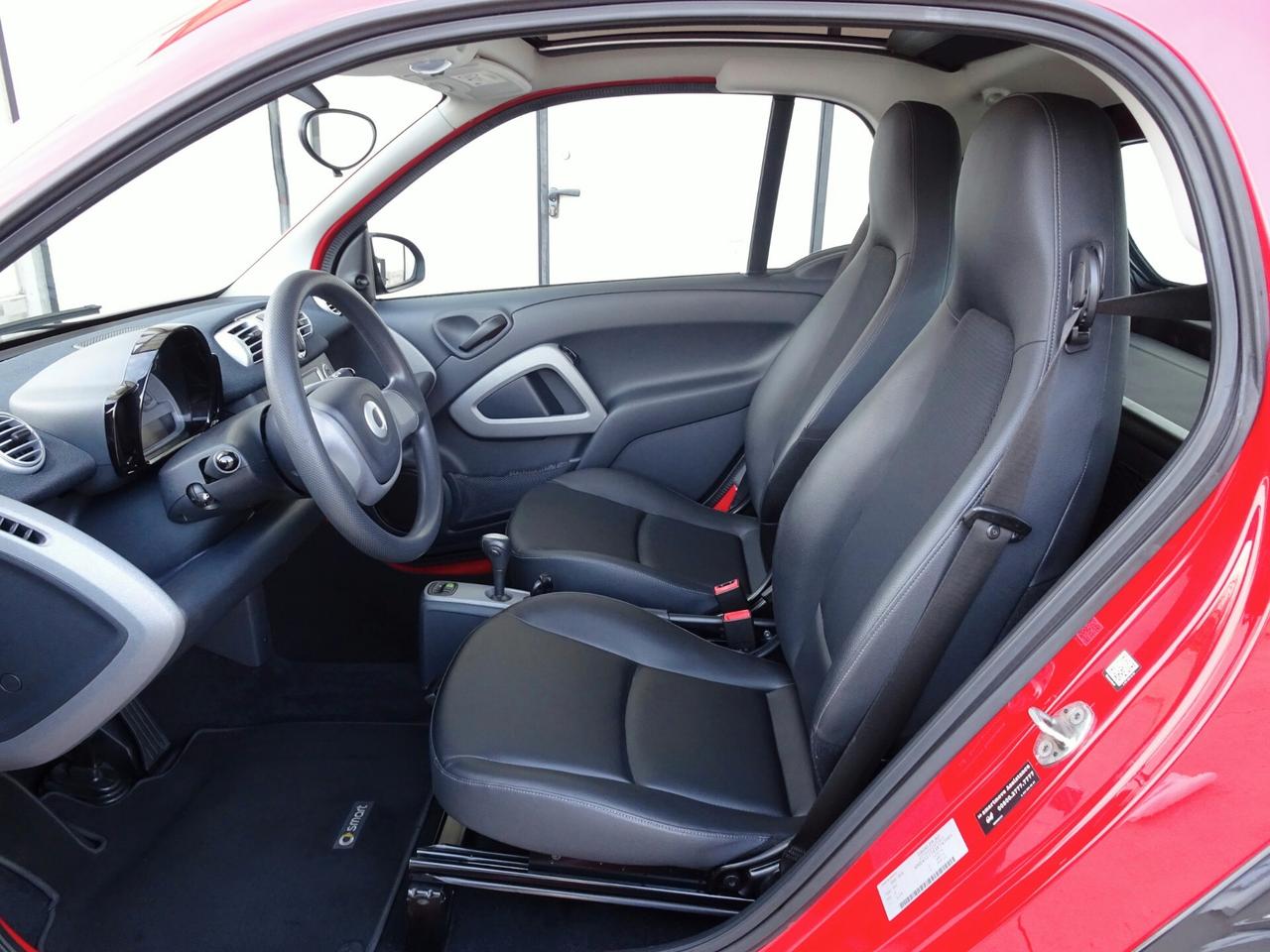 SMART forTwo 1.0 mhd XCLUSIVE Brabus Style UNIPRO