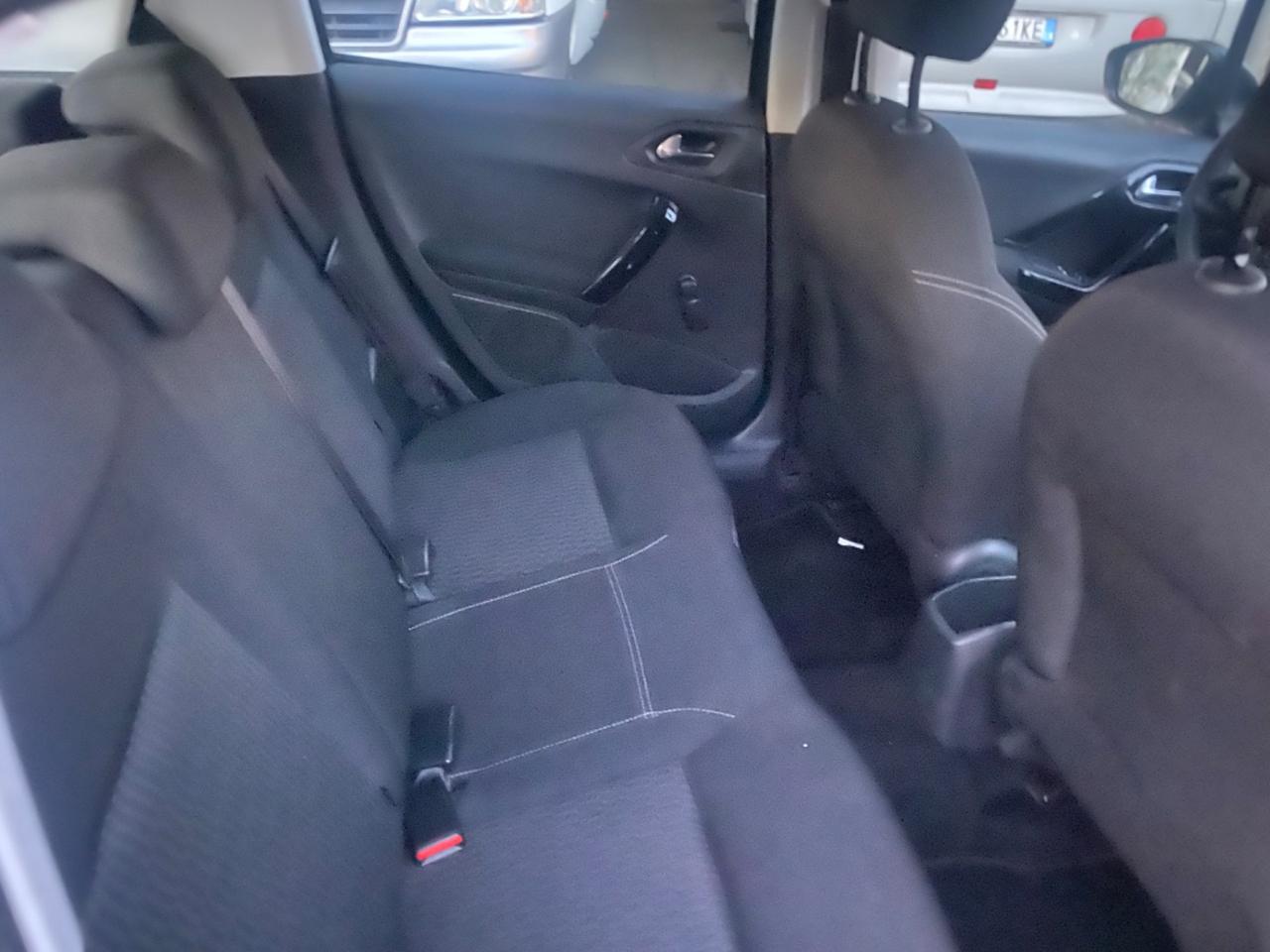 Peugeot 208 BlueHDi 120 S&S 5 porte Allure