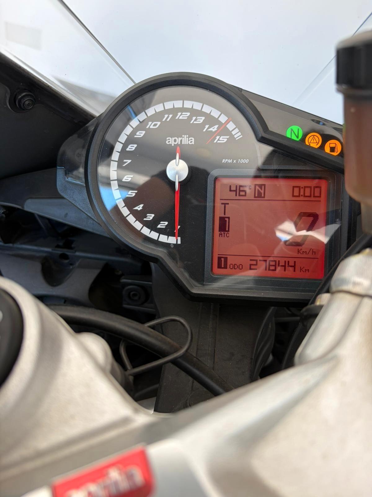Aprilia RSV4 RR