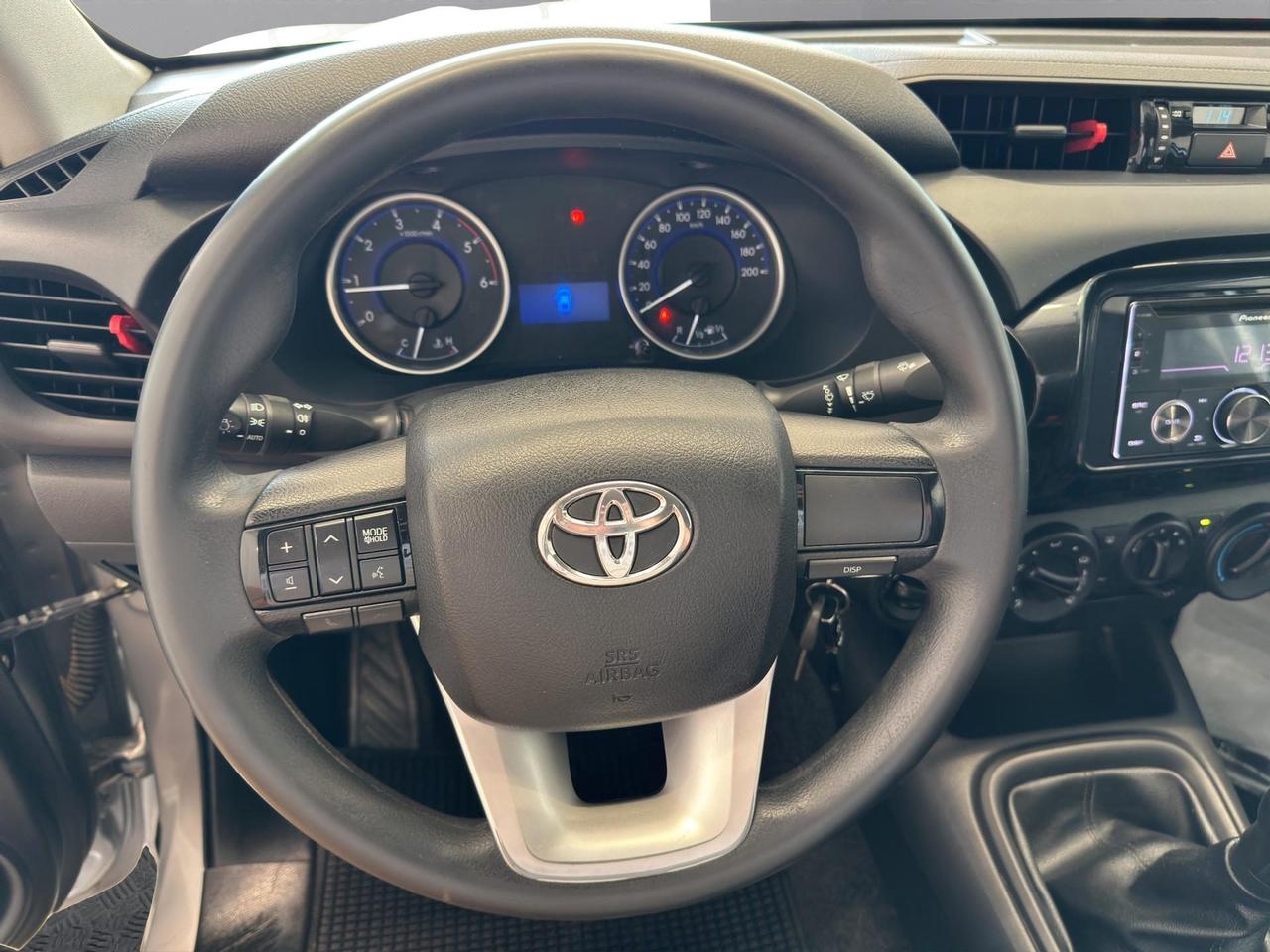 Toyota Hilux 2.4 EC d-4d 4x4 Comfort M/T my19