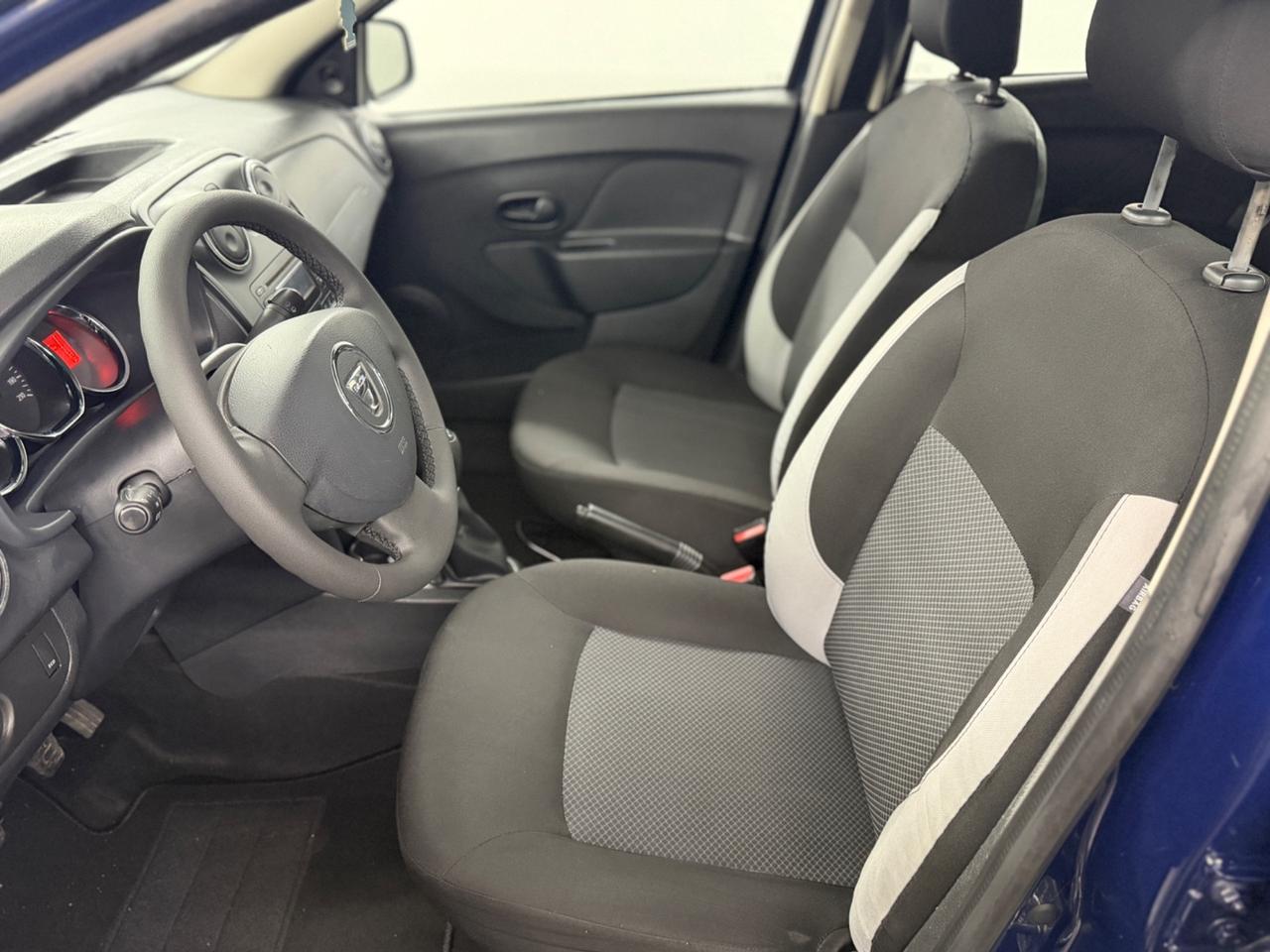 Dacia Sandero (anno 2015)