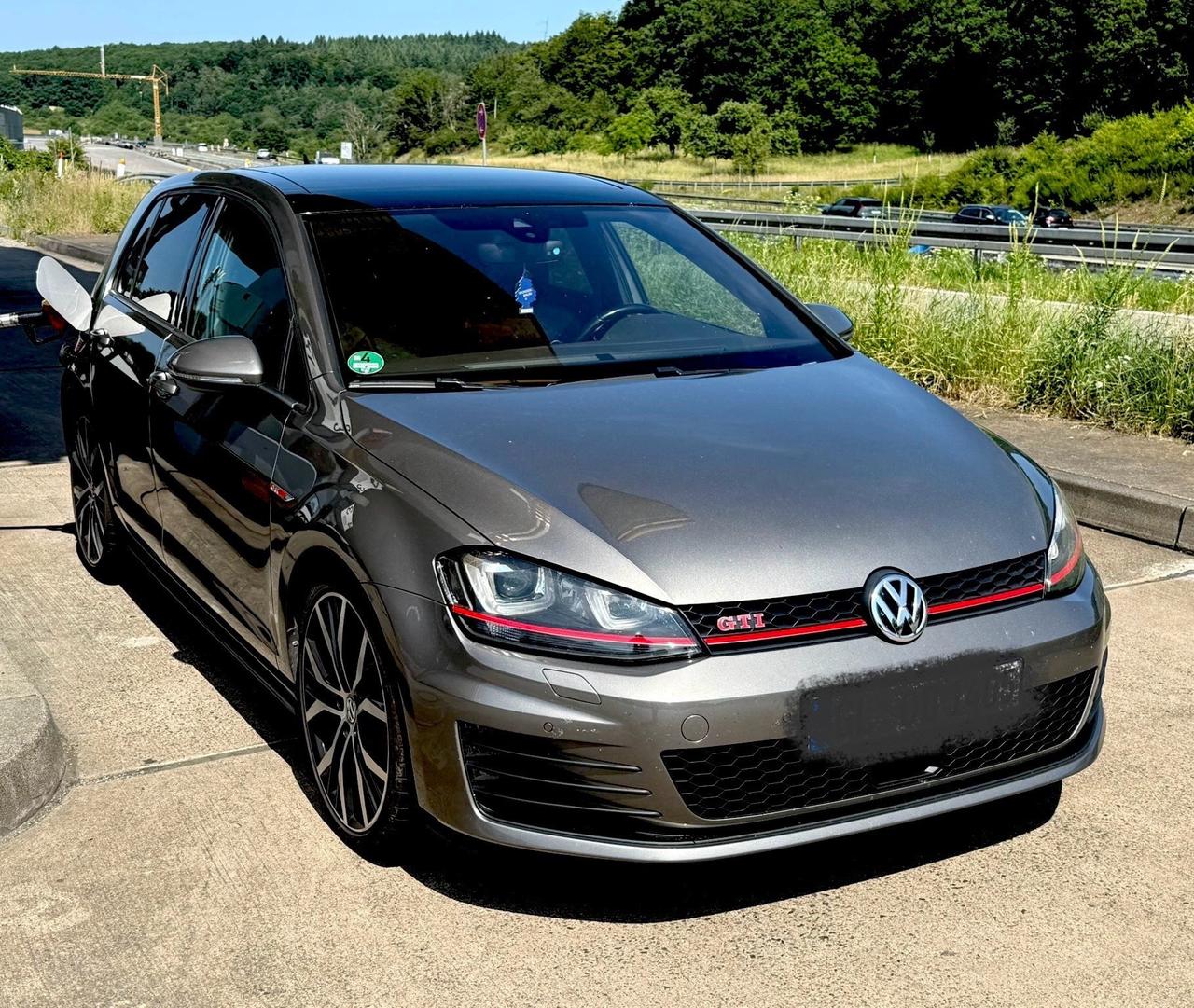 Volkswagen Golf GTI Golf GTI Performance 2.0 TSI DSG 5p. BlueMotion Technology