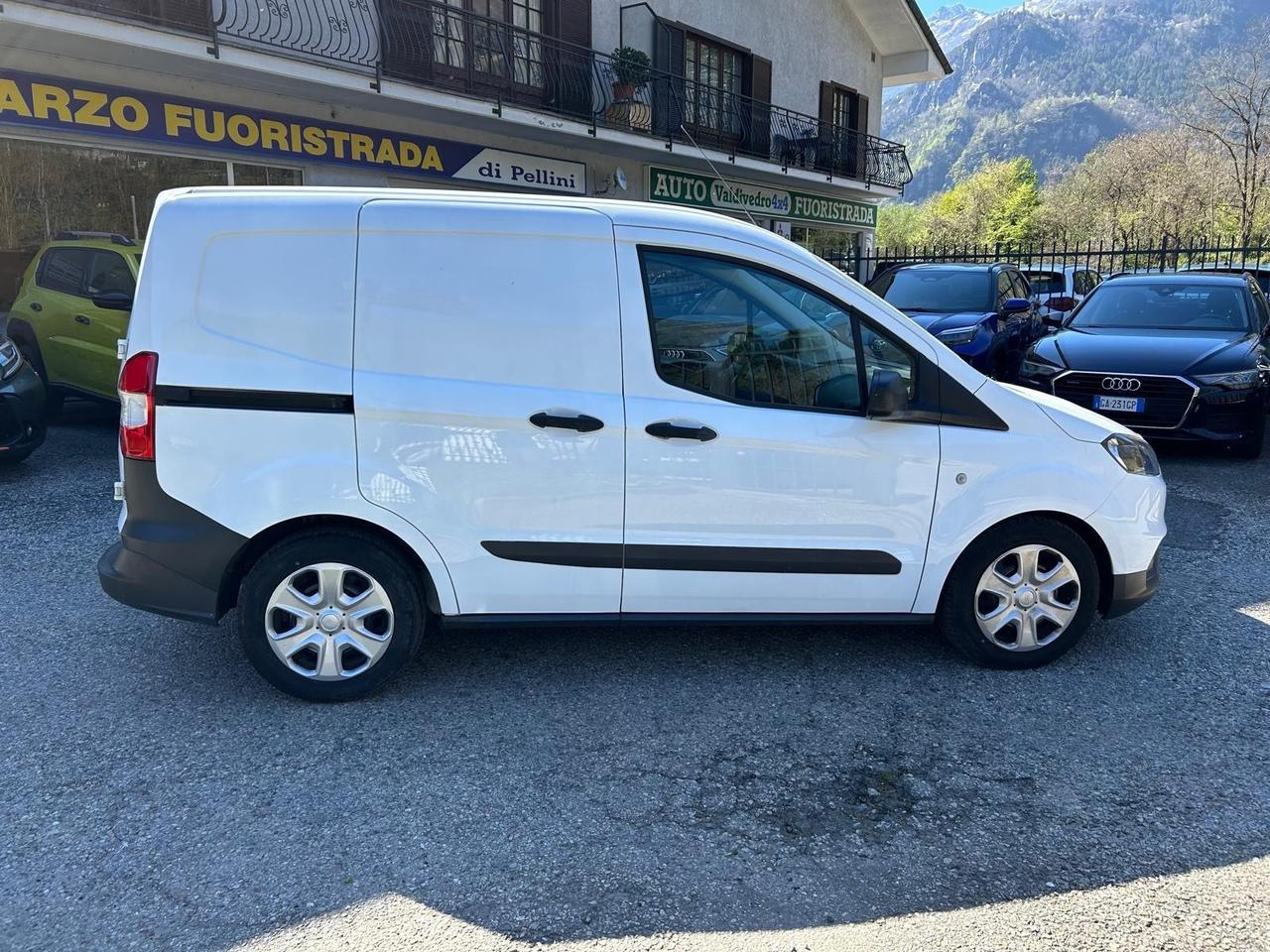Ford Transit Courier 1.5 TDCi 75CV Van Trend