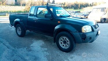 Nissan Navara (D22) 2.5 TD 130CV 4WD Cabina Singola