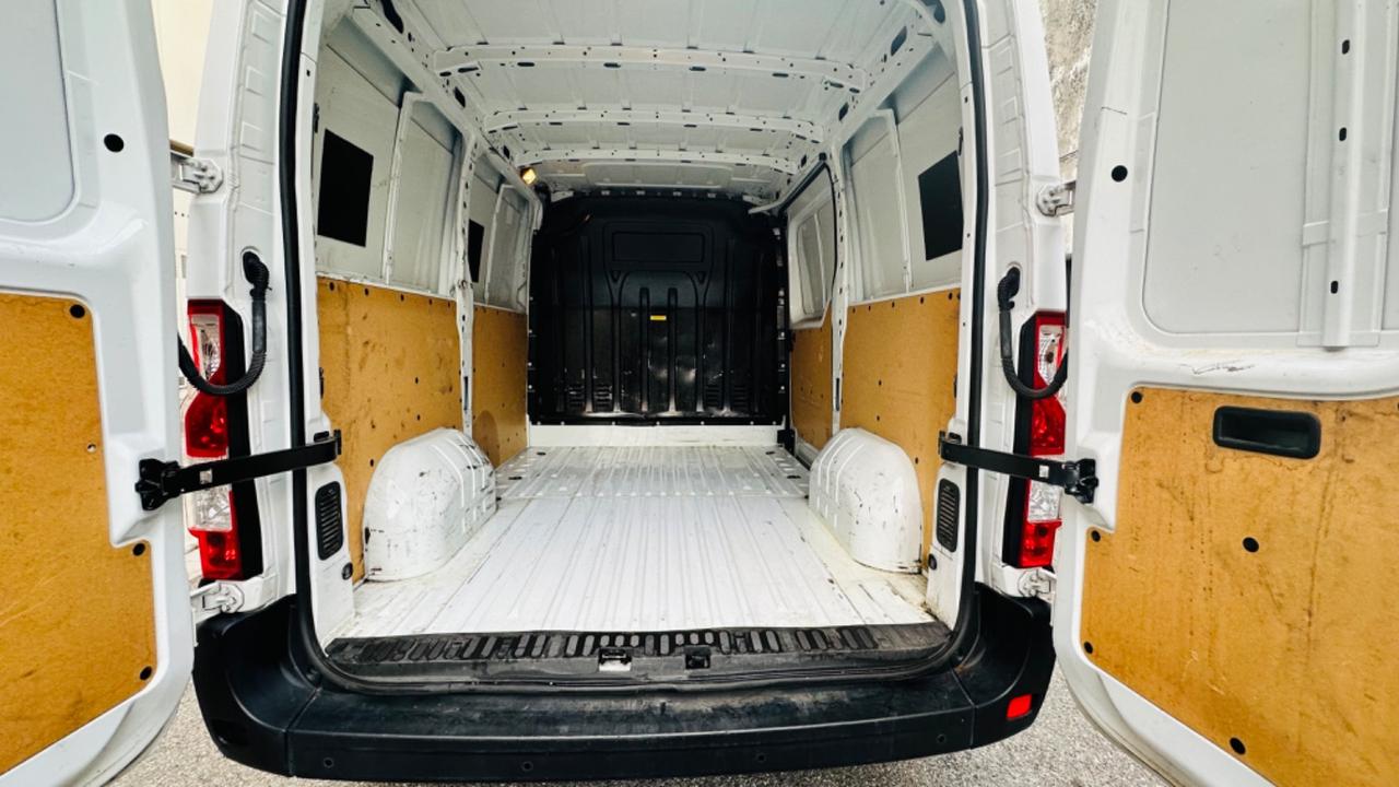 Renault master. Furgone. Euro6