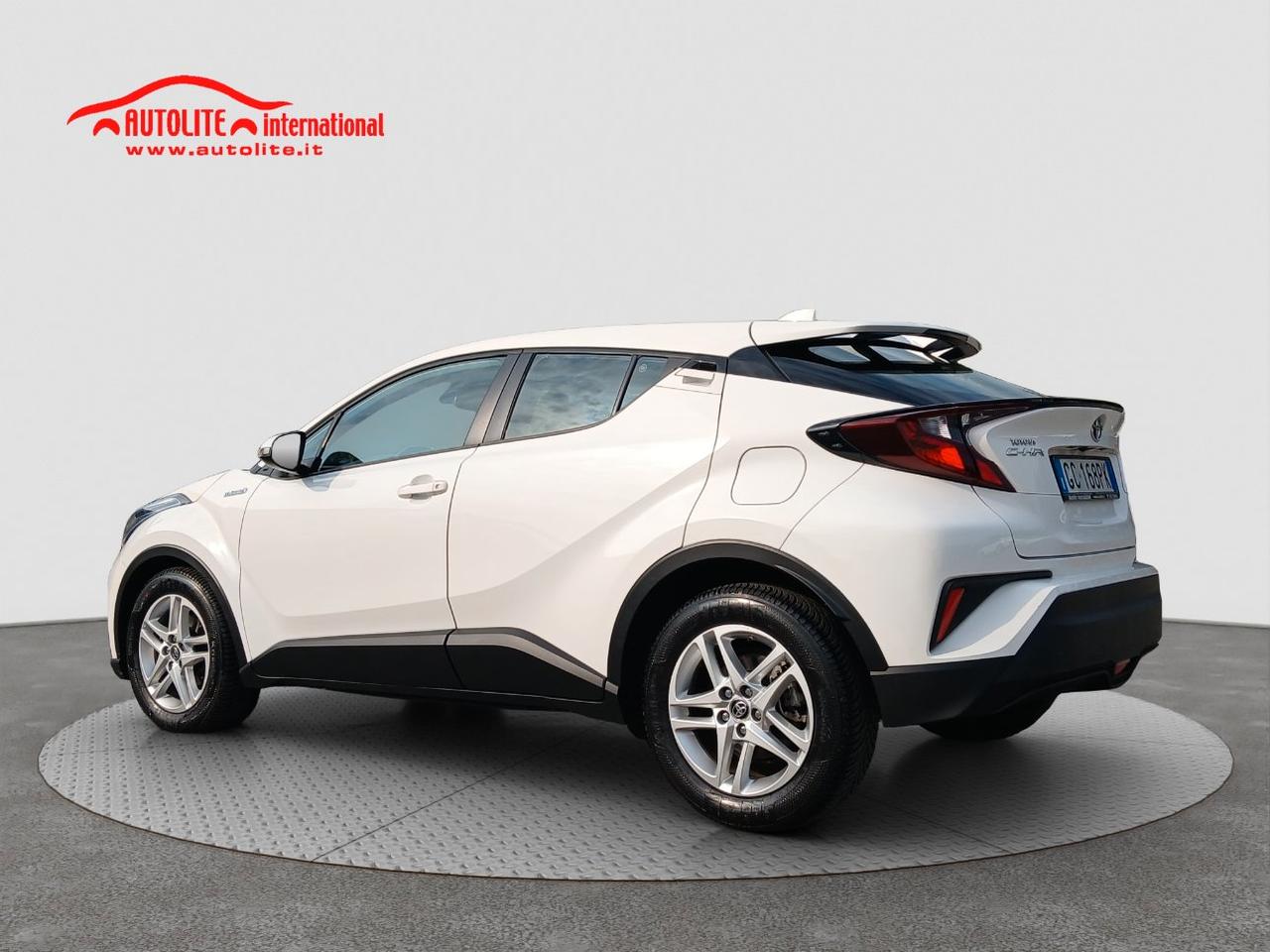 Toyota C-HR 1.8h Business e-cvt