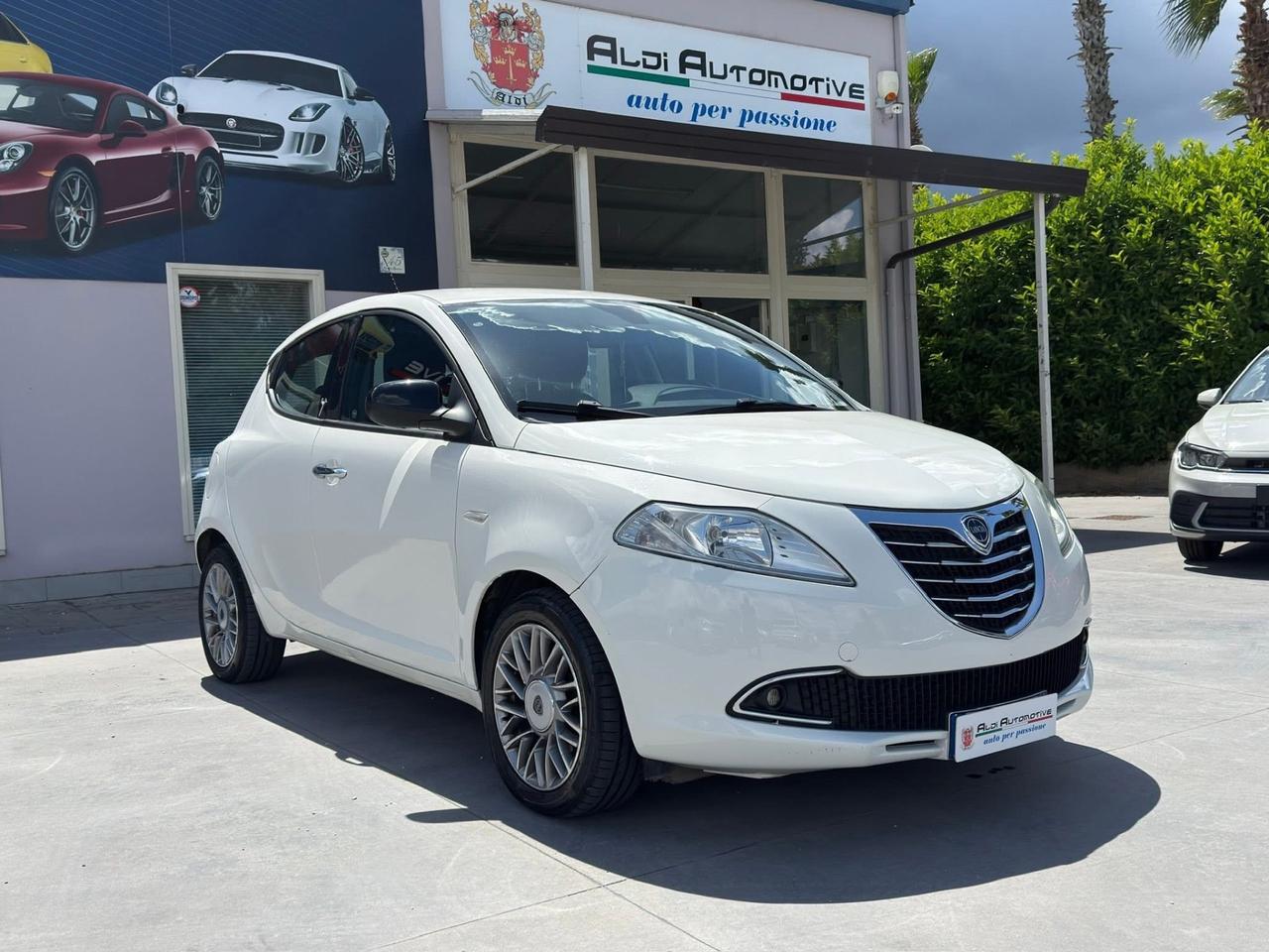 Lancia Ypsilon 1.3 MJT 16V 95 CV 5 porte S&S Platinum