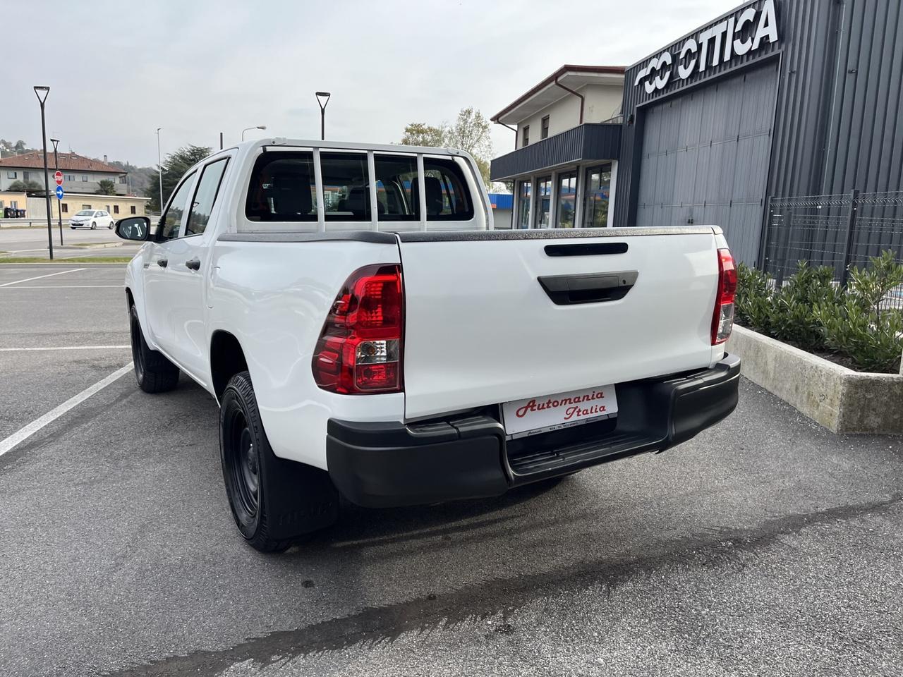 TOYOTA HILUX 2.4 D-4D DOPPIA CAB. 4WD 150 CV 6M