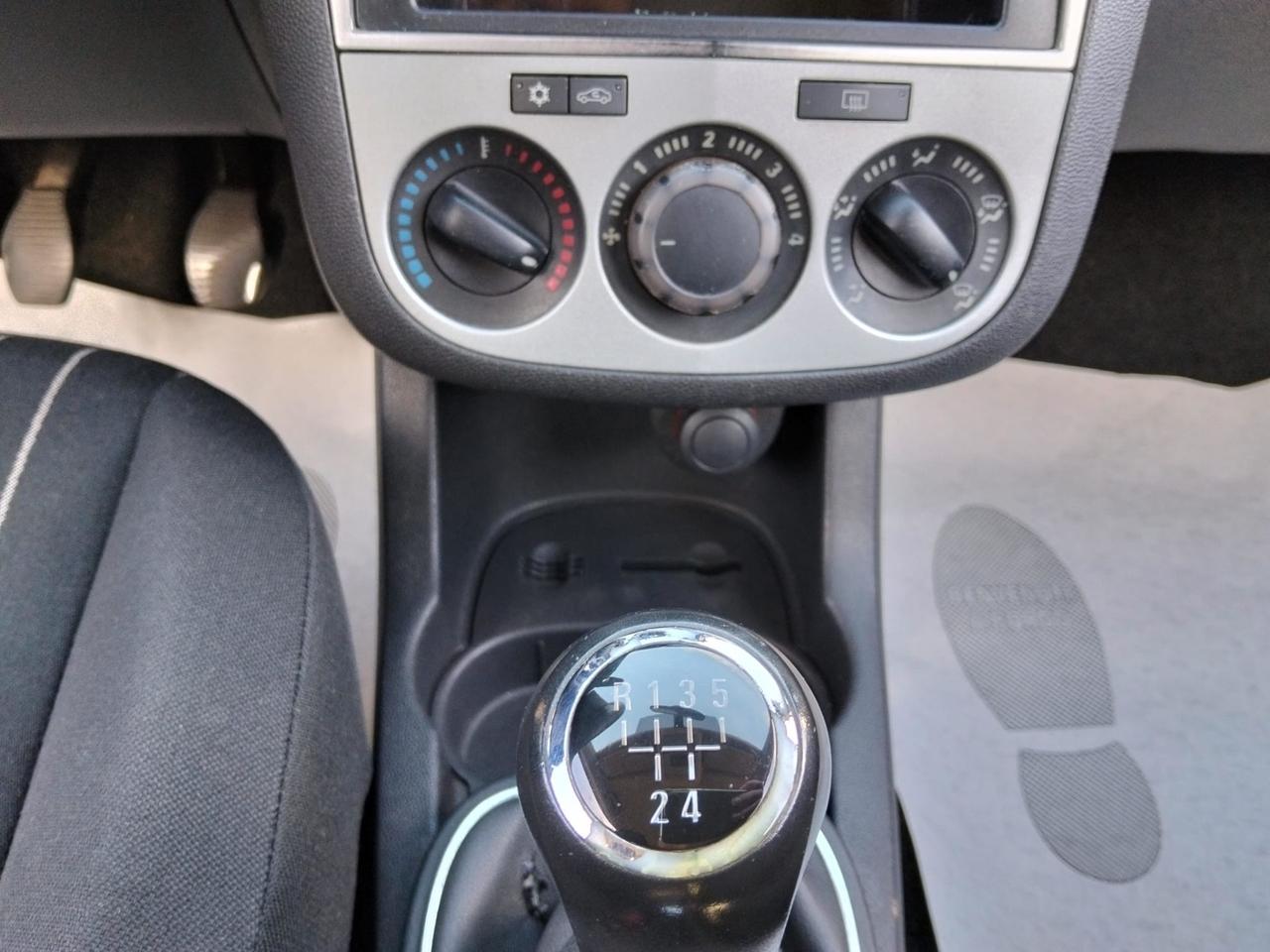 Opel Corsa 1.2 82Cv 3 Porte*Aux*Neopatentati