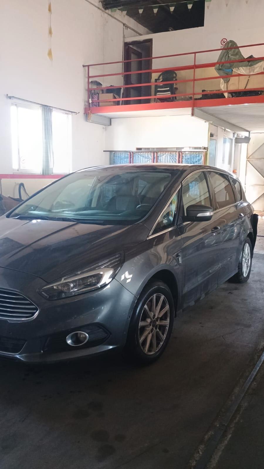 Ford S-Max 2.0 TDCi 150CV Start&Stop Powershift Vignale