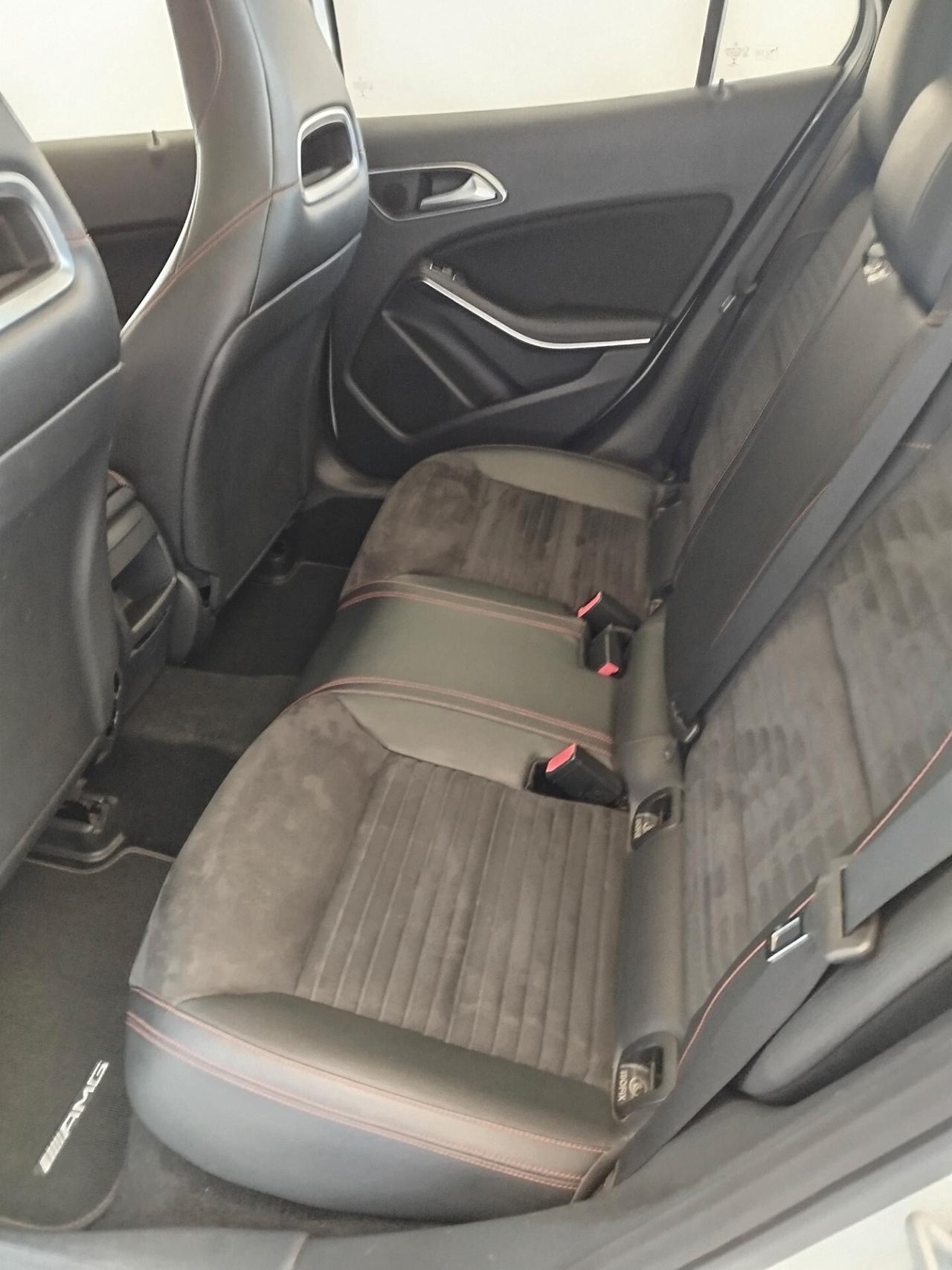Mercedes-benz GLA 220 CDI Automatic 4Matic Premium Amg
