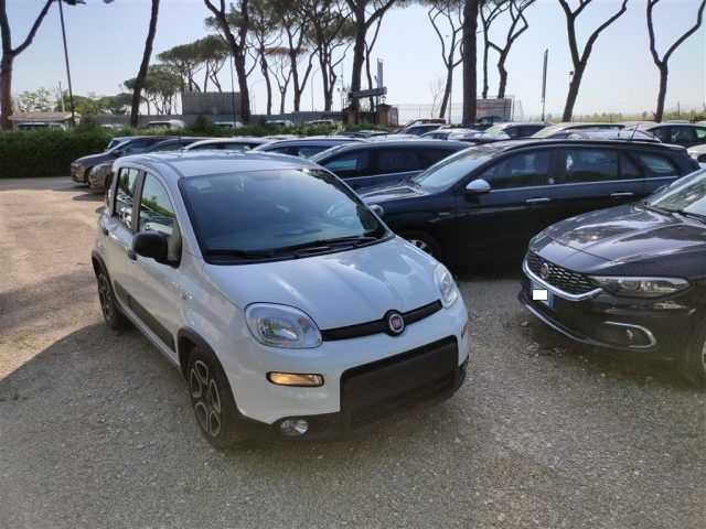 FIAT Panda 1.0 Hybr. City Life AndroidAuto,CLIMA,RADIO DAB ..