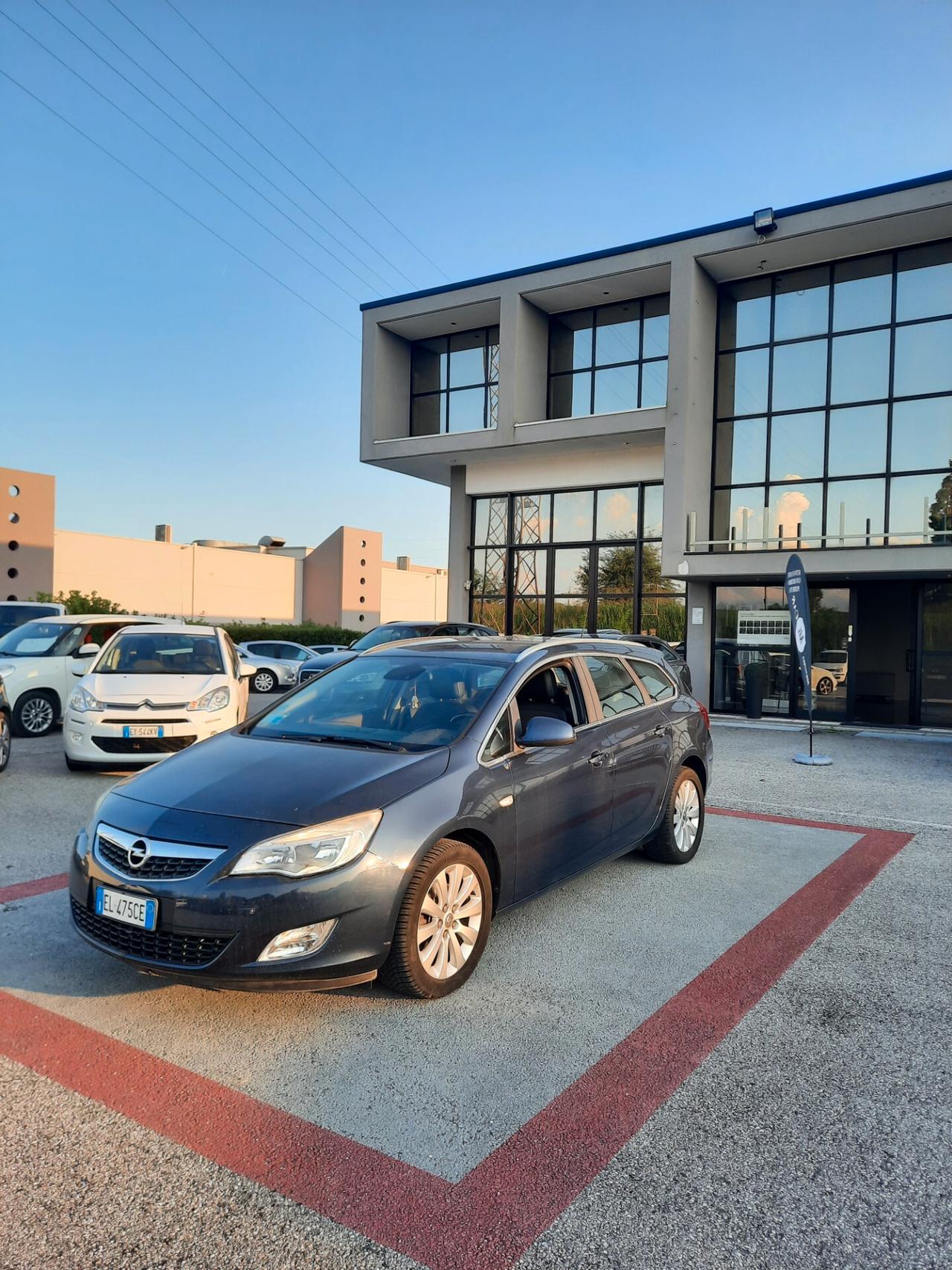 Opel Astra 1.7 CDTI 110CV Sports Tourer Cosmo