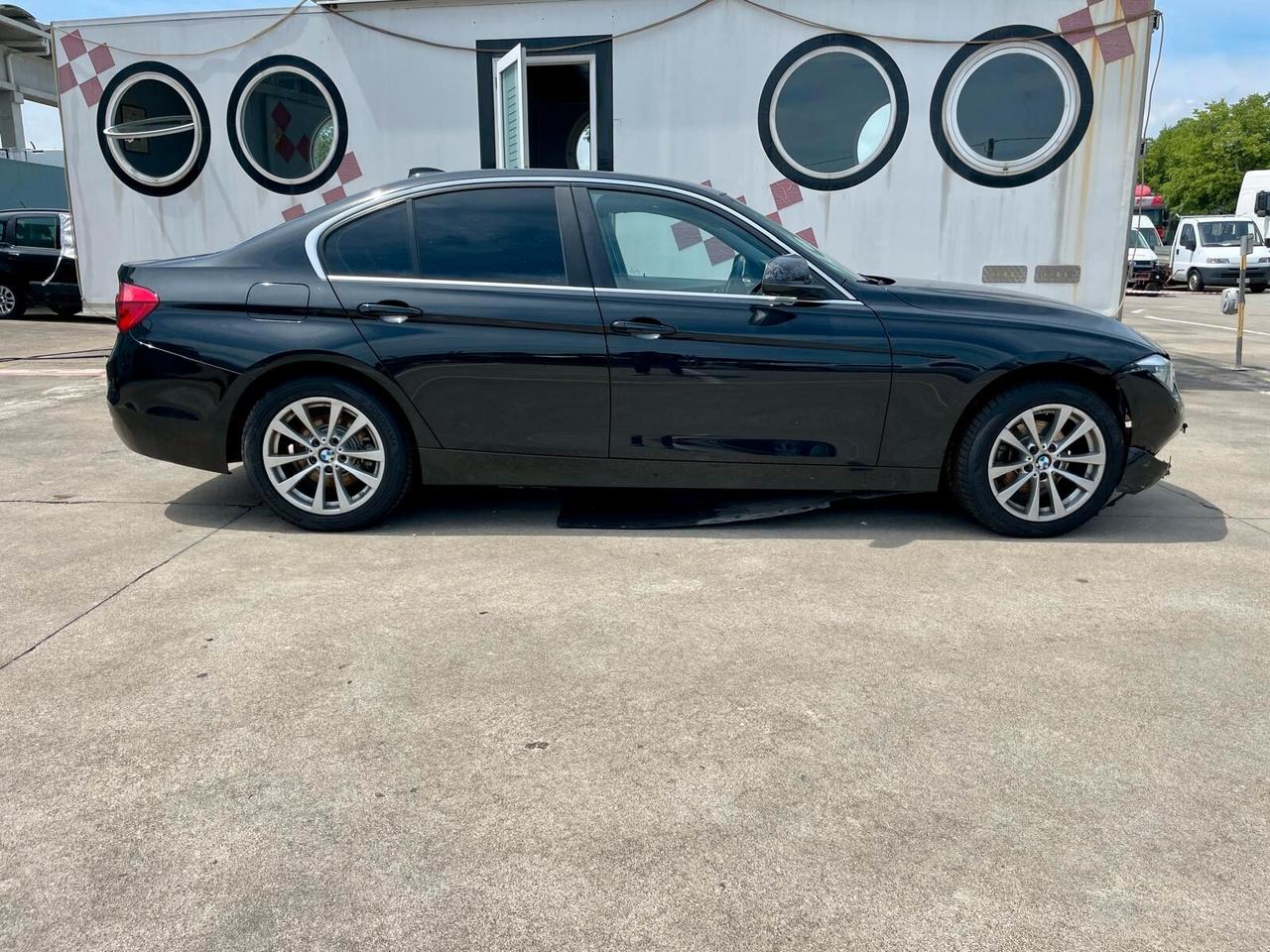 Bmw 316d Sport - 2017 ***VEICOLO SINISTRATO *** EURO 6