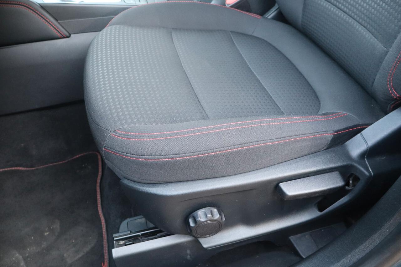 FORD KUGA 2.0 EcoBlue 120cv Aut. 2WD ST-Line