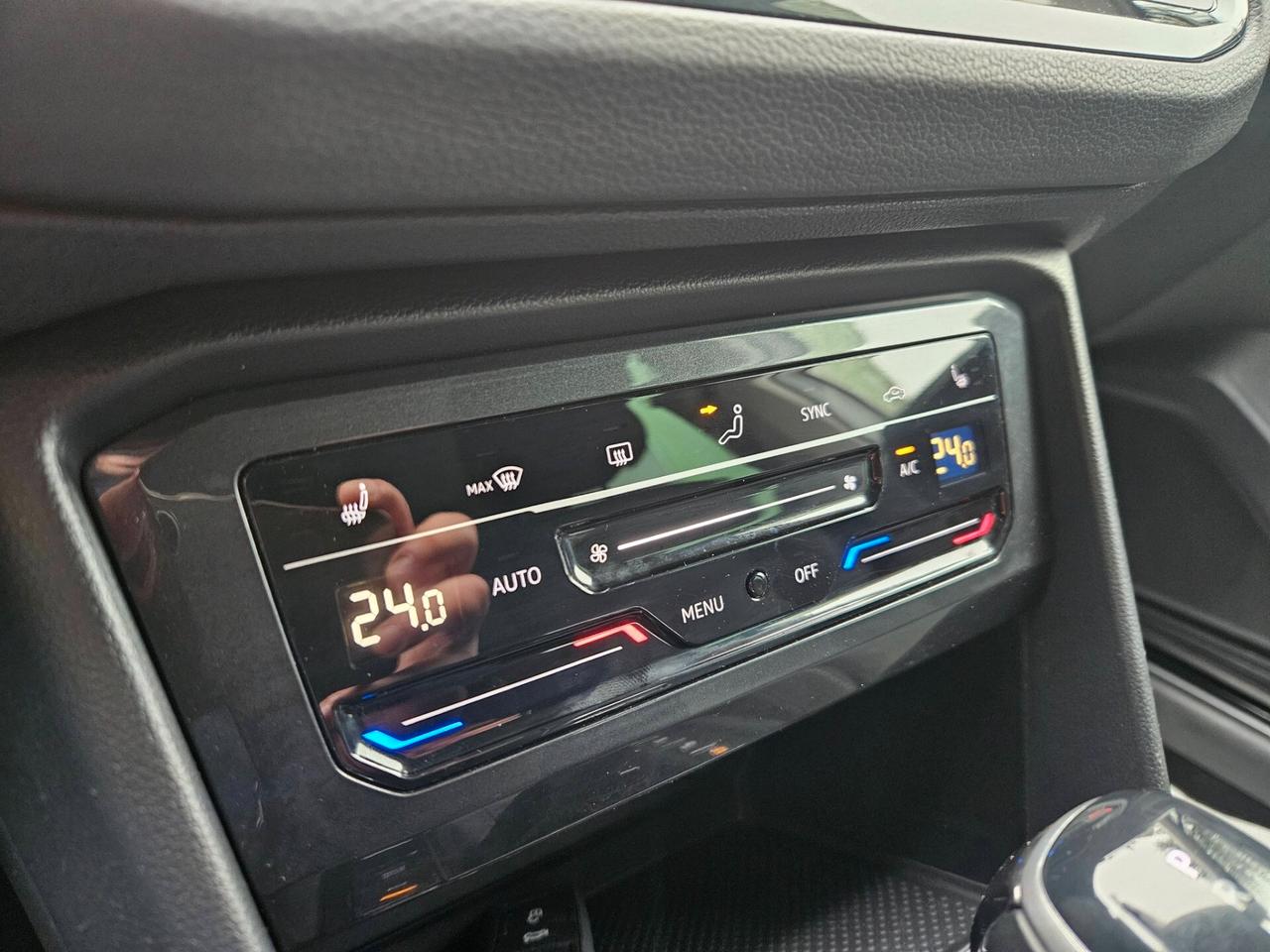 Volkswagen Tiguan 2.0 TDI 150 CV SCR DSG Elegance