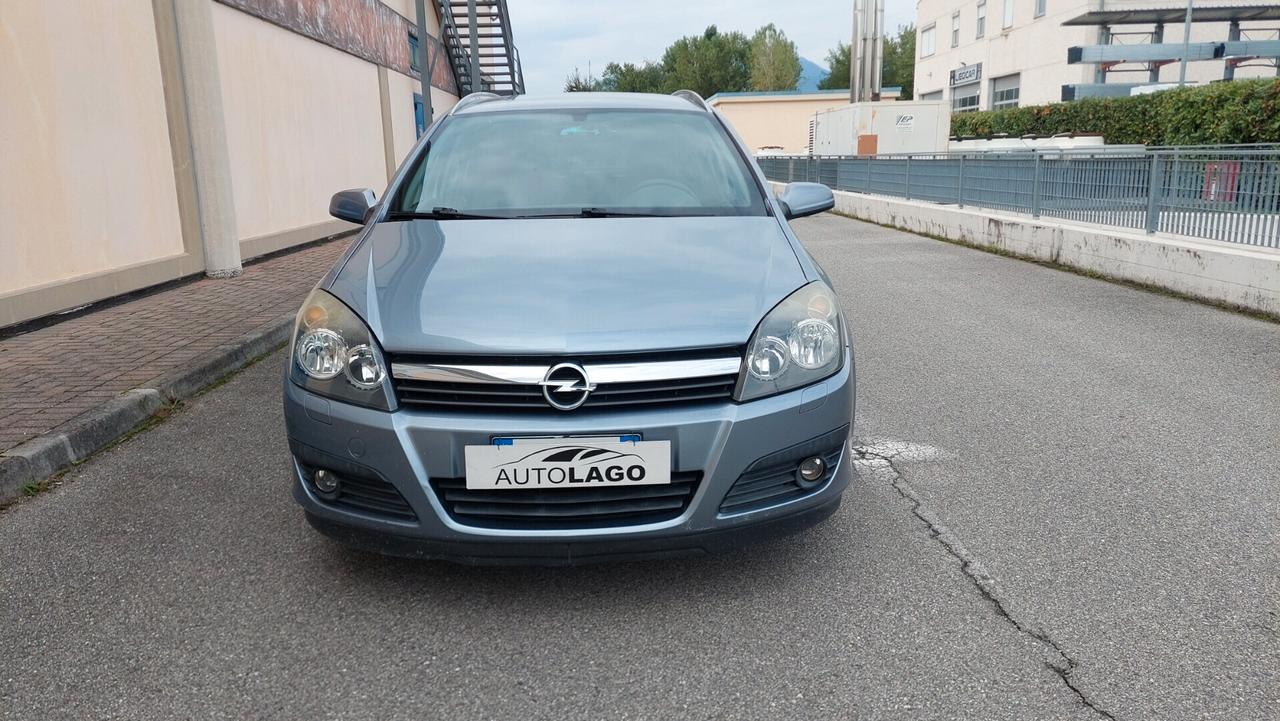 Opel Astra 1.6 16V Twinport Station Wagon Club