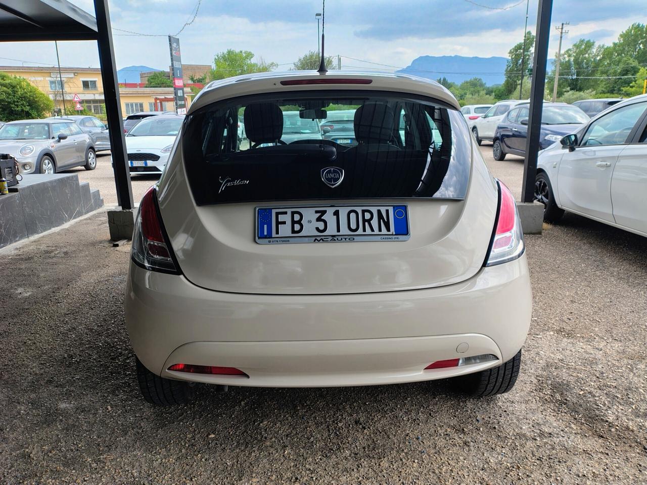 Lancia Ypsilon 1.2 69 CV 5 porte Platinum