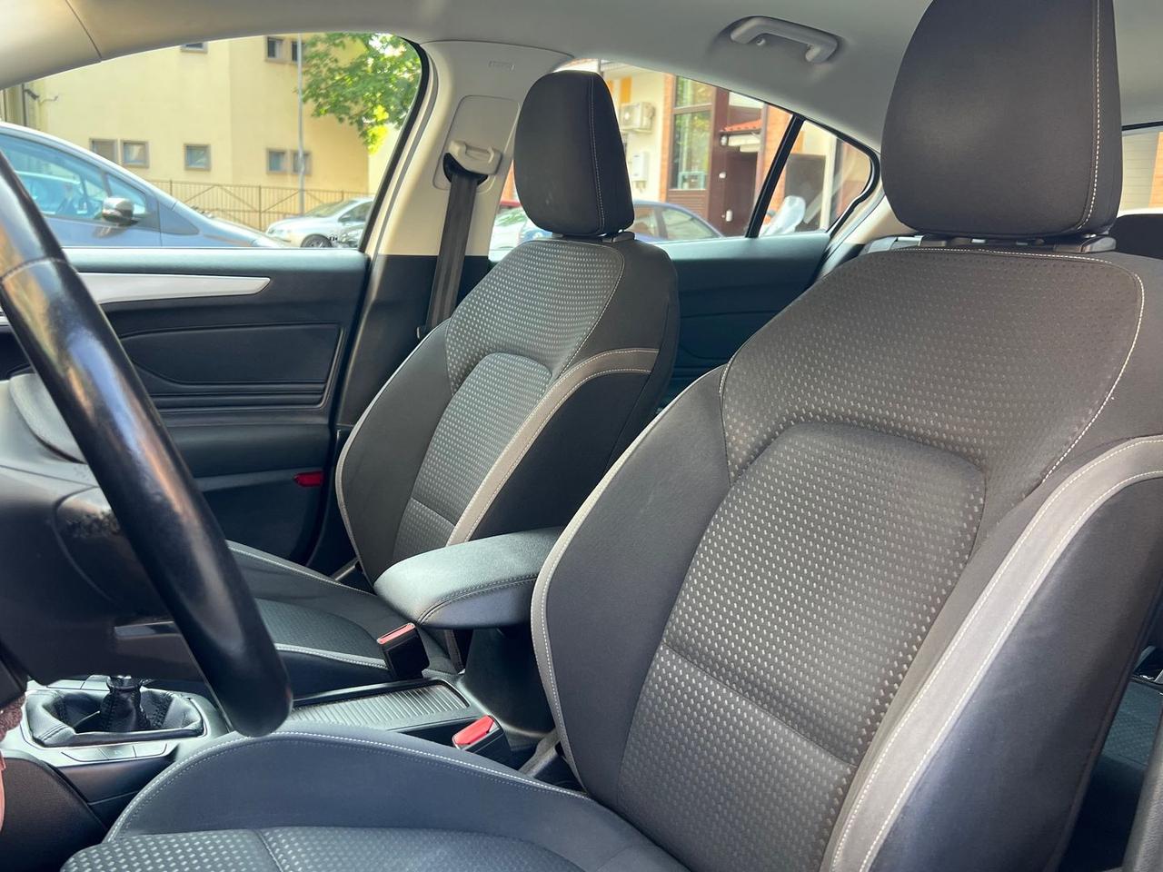 Ford Focus Plus 1.0 EcoBoost #11844