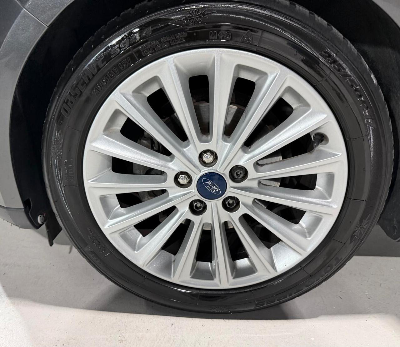 Ford Focus IVA ESPOSTA Titanium Diesel Euro6 Neopatentati