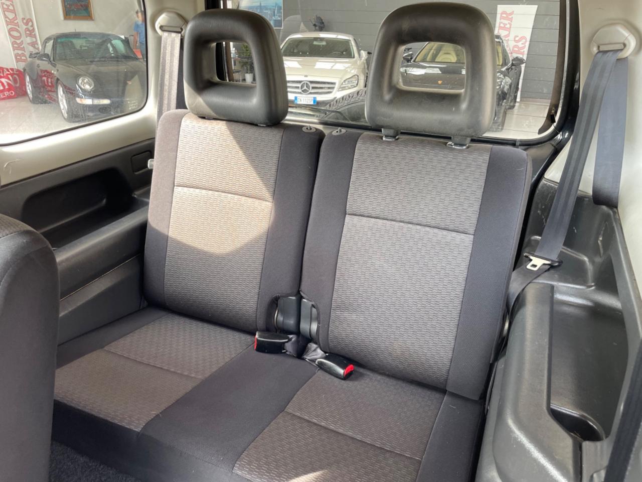 Suzuki Jimny 1.3i 16V cat 4WD Special