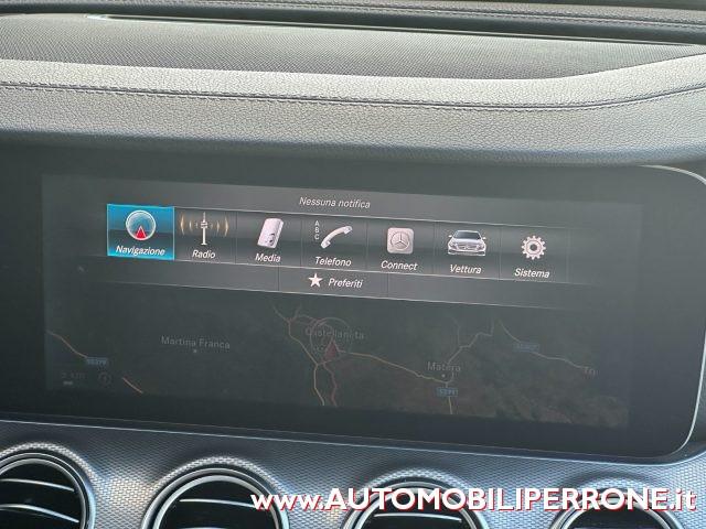 MERCEDES-BENZ E 220 d Auto AMG Premium Plus (Tetto/Led64/Retro/APP)