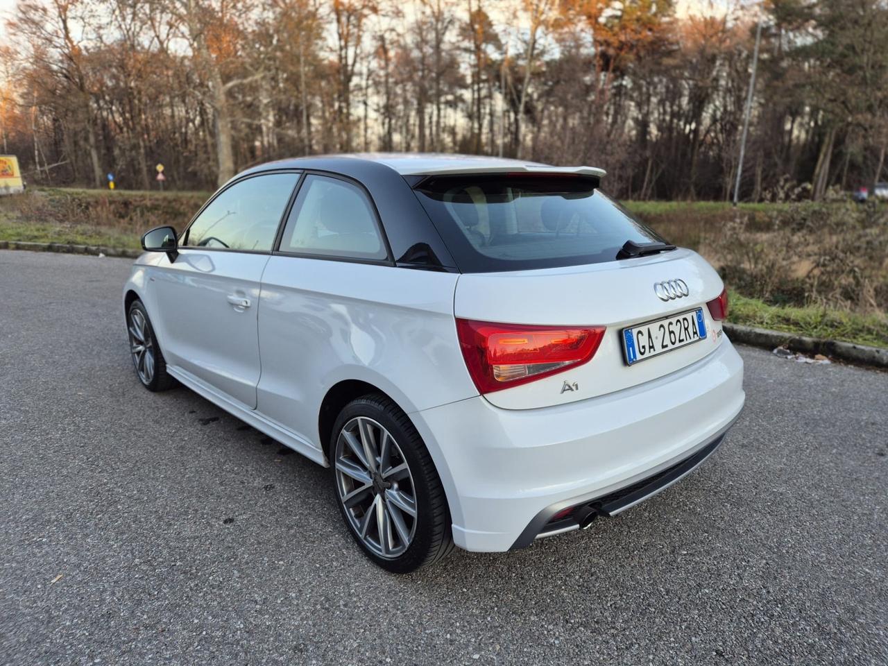 Audi A1 1.2 TFSI S line edition plus*CERCHI*DISPLAY*SPORT*