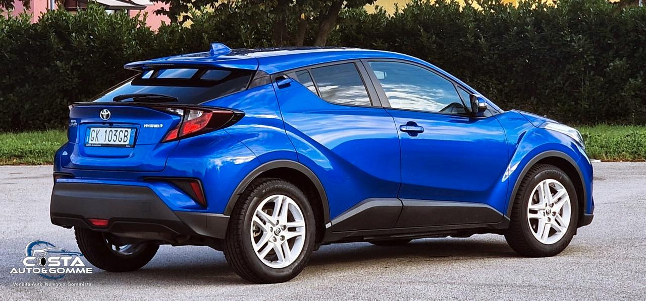 Toyota C-HR 1.8 Hybrid E-CVT Active