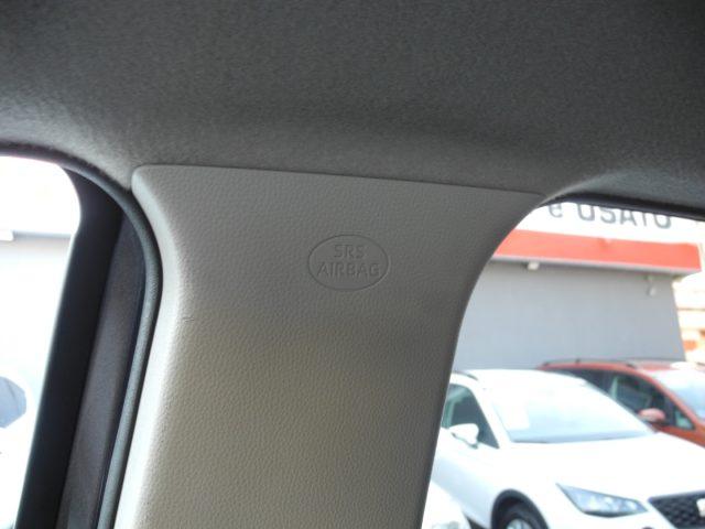 TOYOTA Yaris Cross 1.5 Hybrid E-CVT Business -Ok NEOPAT.-IVA detraib.