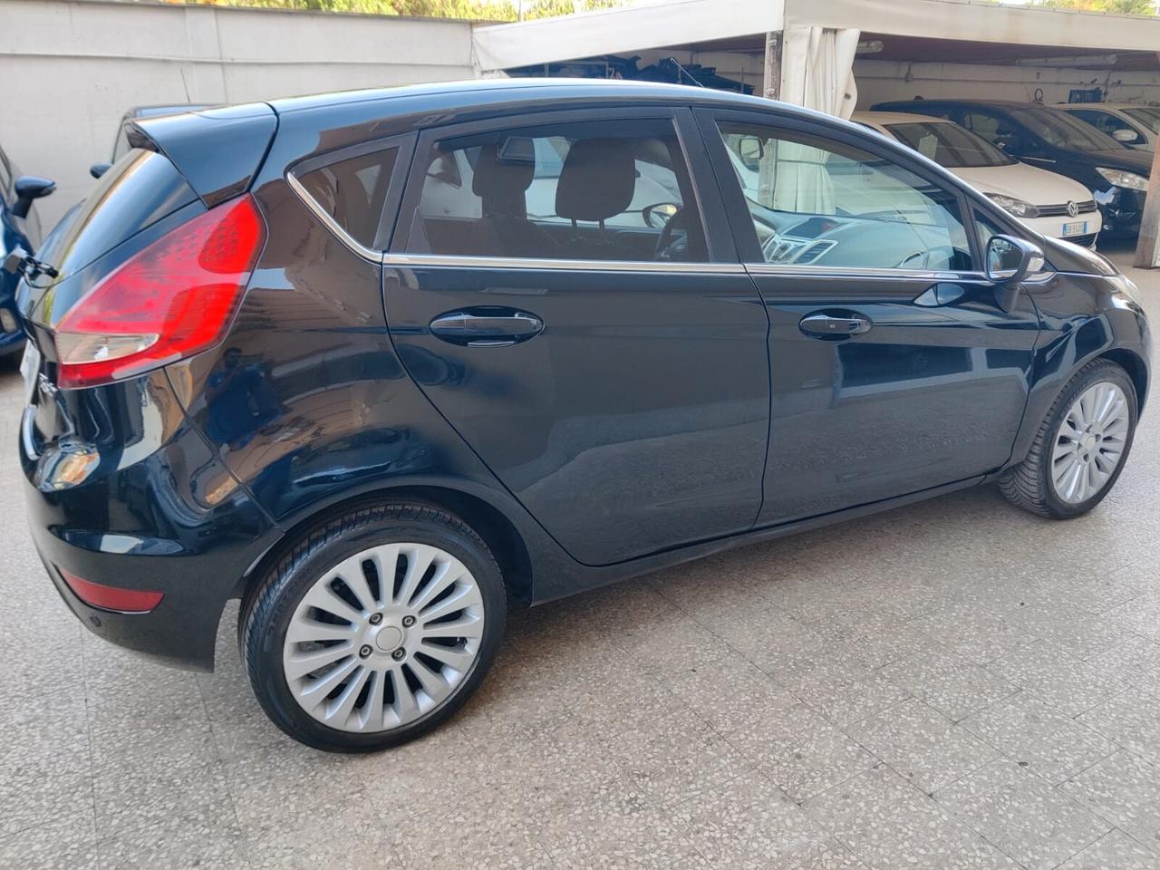 Ford Fiesta 1.4 TDCi 5p. Titanium